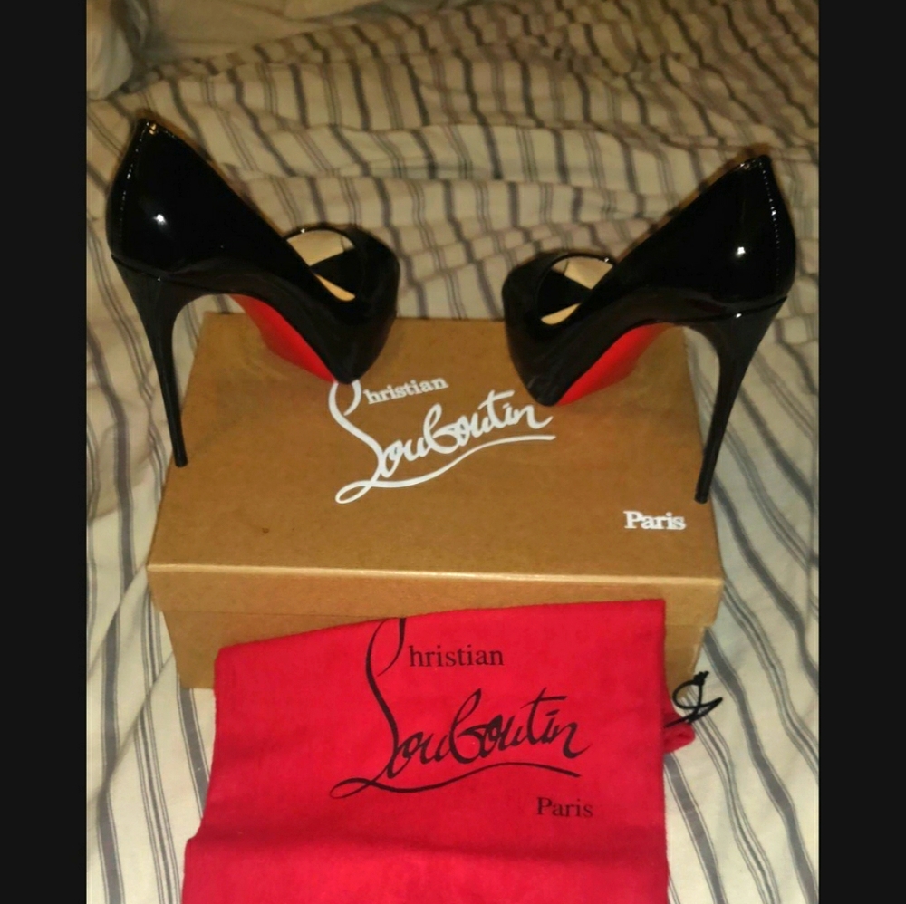 Christian Louboutin New Very Prive